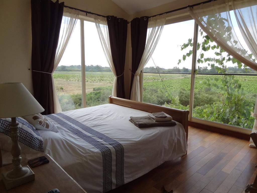 Bed and Breakfast Domaine Rouge-Bleu Sainte-Cécile-les-Vignes Exterior foto