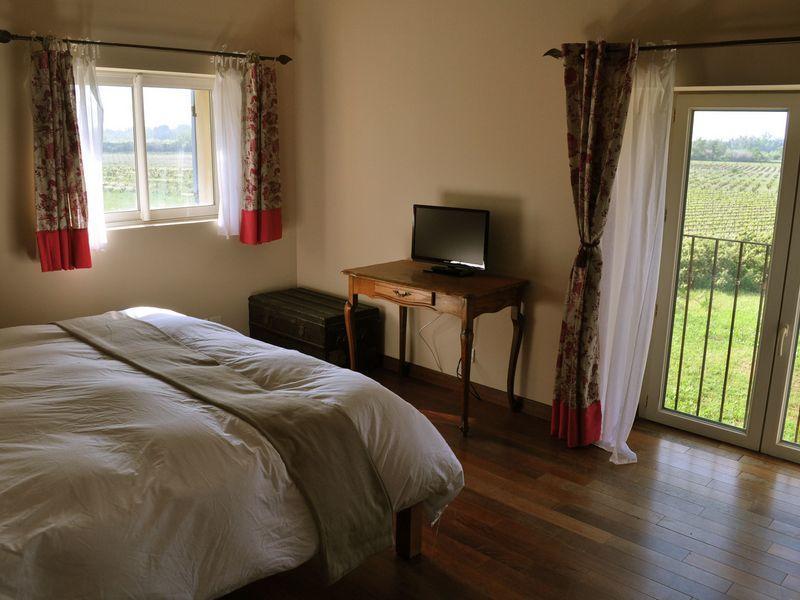 Bed and Breakfast Domaine Rouge-Bleu Sainte-Cécile-les-Vignes Exterior foto